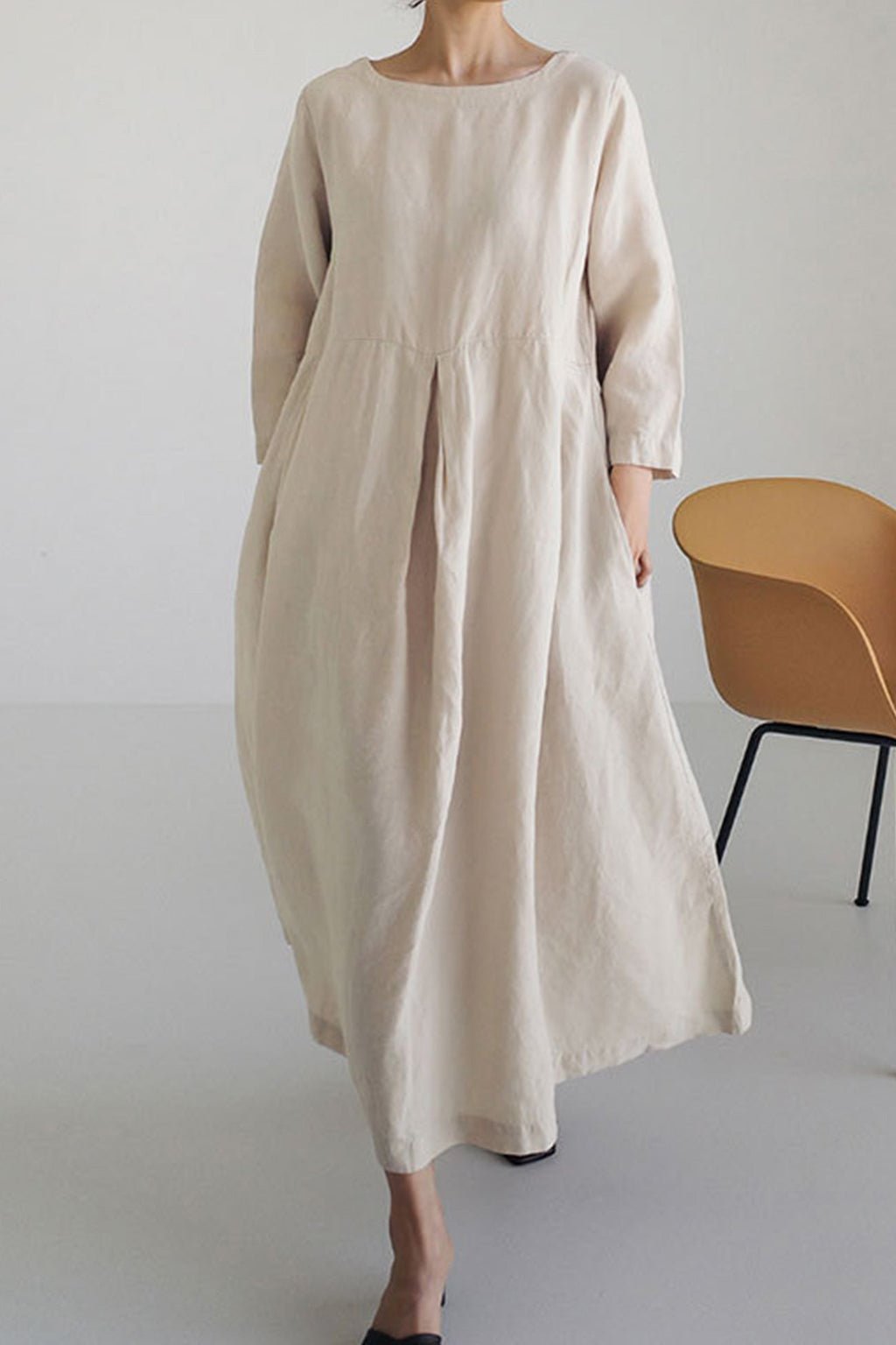 Damen Leinen-Midikleid mit lockerem Schnitt und atmungsaktivem Alltagsdesign