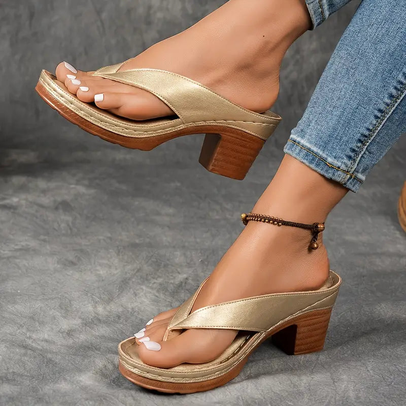 Damen Plateau-String-Sandalen