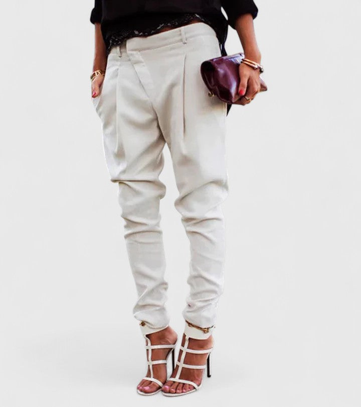 Pantalon plissé fuselé pour femme