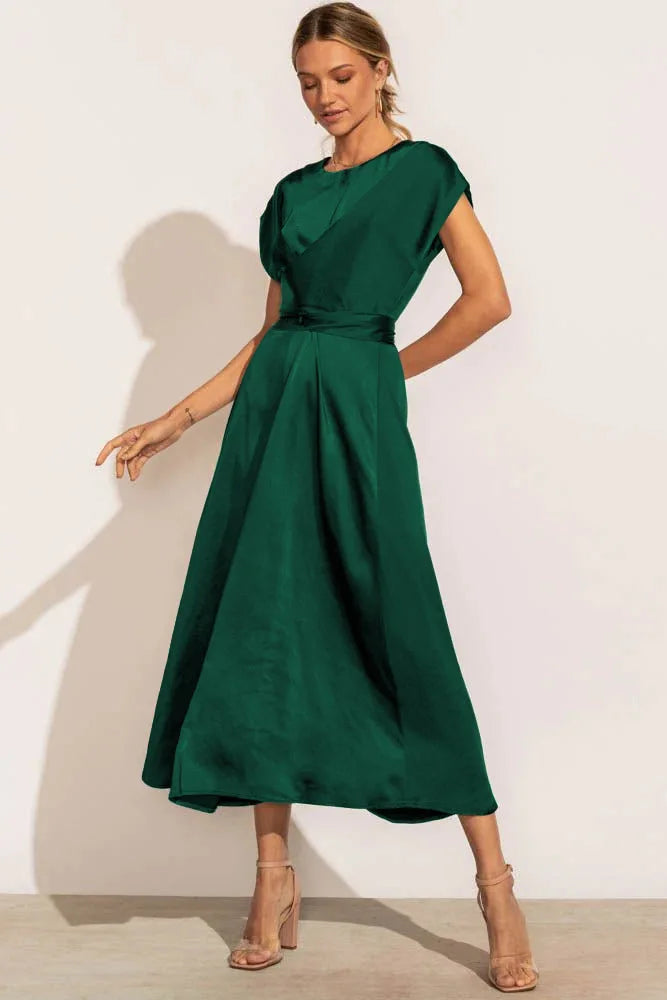 Damen Elegantes Satin-Midikleid mit fließender Silhouette und drapiertem Schnitt