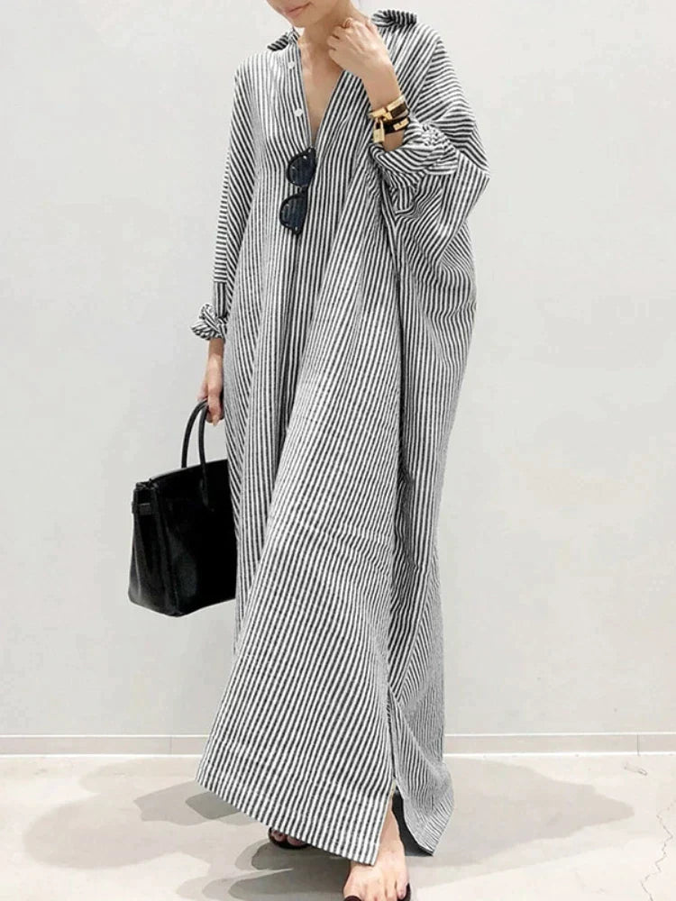 Women’s Striped Maxi Dress with Relaxed Fit and Vintage-Inspired Style
