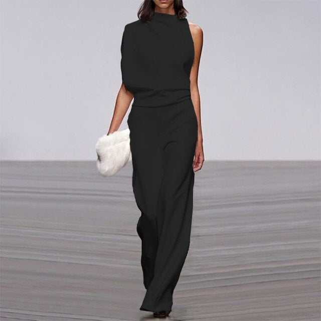 Women Elegant Sleeveless Jumpsuit with Flowing Wide Leg and Modern Fit