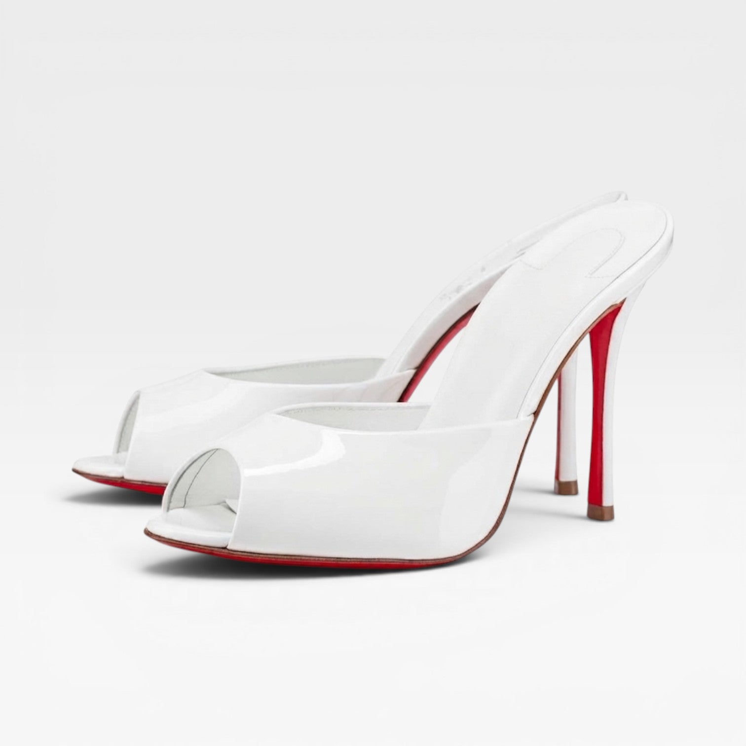 Damen-Mules mit Pfennigabsatz und Peeptoe-Spitze