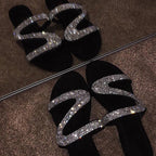 Damen Sandalen mit flachem Absatz und Strassriemen