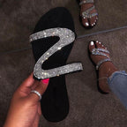 Damen Sandalen mit flachem Absatz und Strassriemen