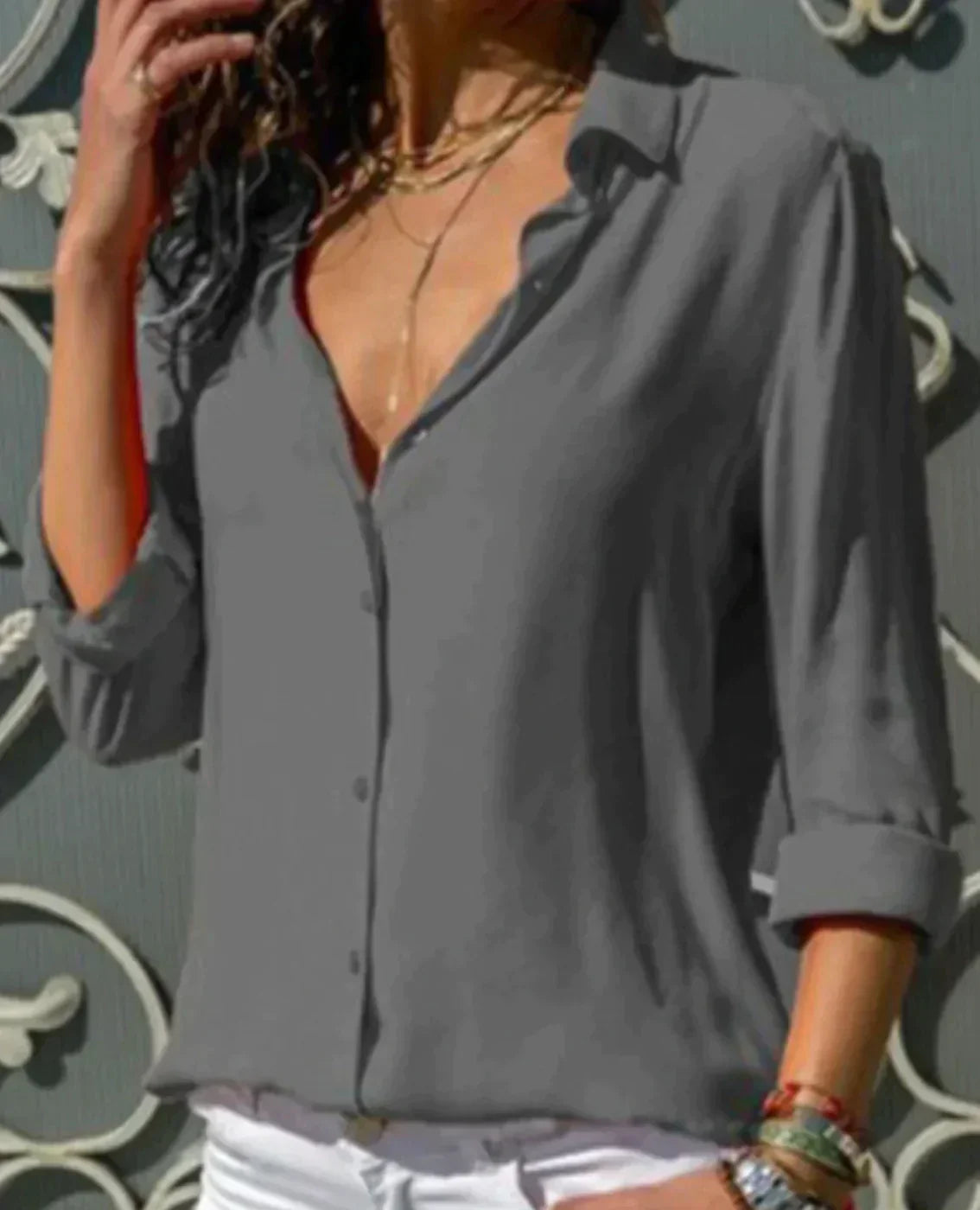 Women's Elegant Button-Up Blouse for Timeless Everyday Styling