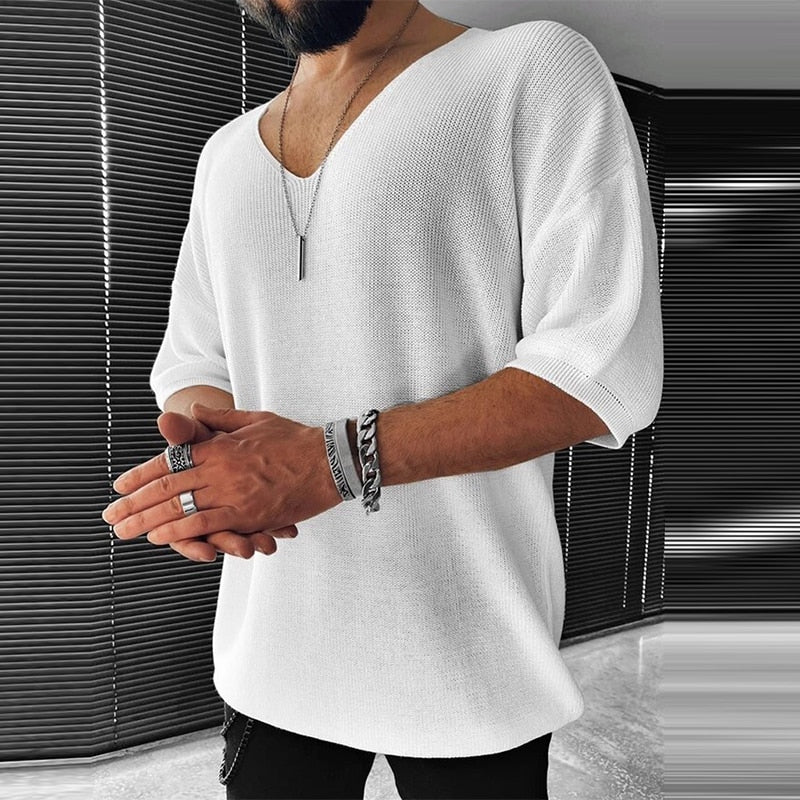 Leichter Herren-Strickpullover mit V-Ausschnitt