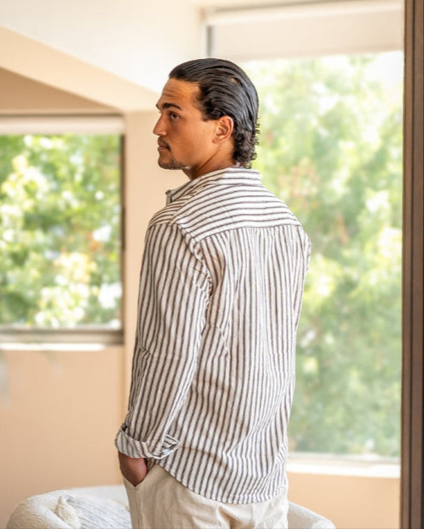 Men's Relaxed Striped Linen-Blend Button-Up Shirt with Roll-Up Sleeves and Coastal Casual Fit