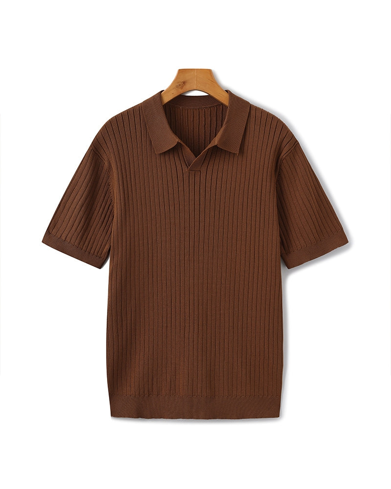 Herren-Polo mit minimalistischem Rippenstrick, vertikalem Strukturmuster und modernem, lockerem Schnitt