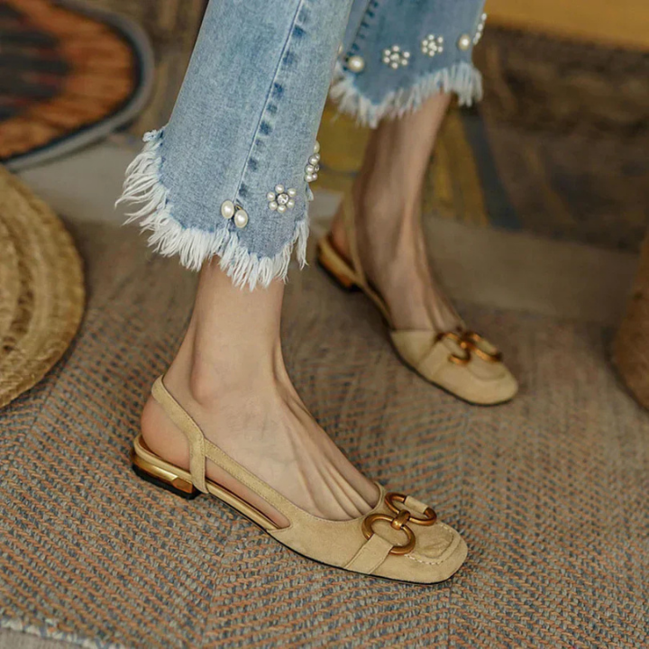 Décolleté slingback da donna con morsetto e tacco basso