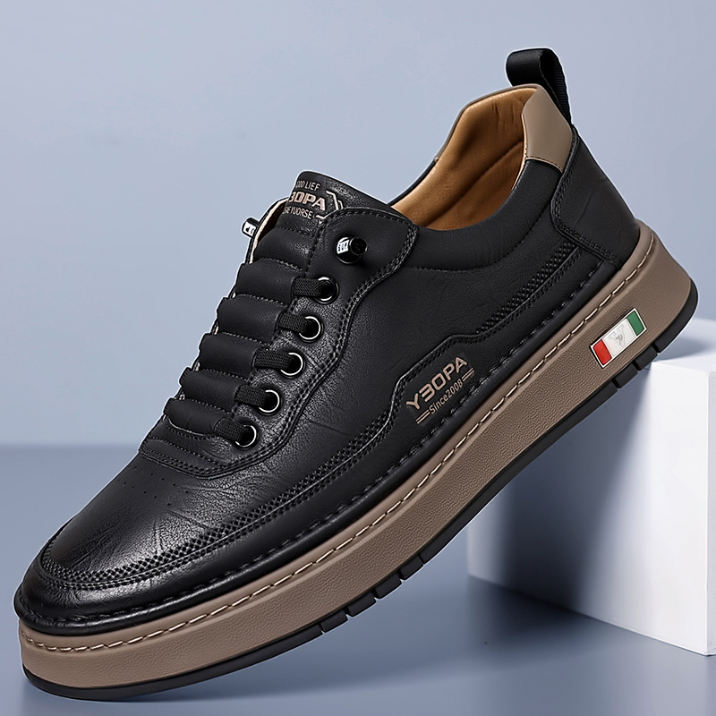 Klassische Low-Top-Sneaker für Herren