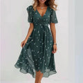 Damen Midikleid mit Blumenmuster, Wickeloptik, V-Ausschnitt und Flatterärmeln