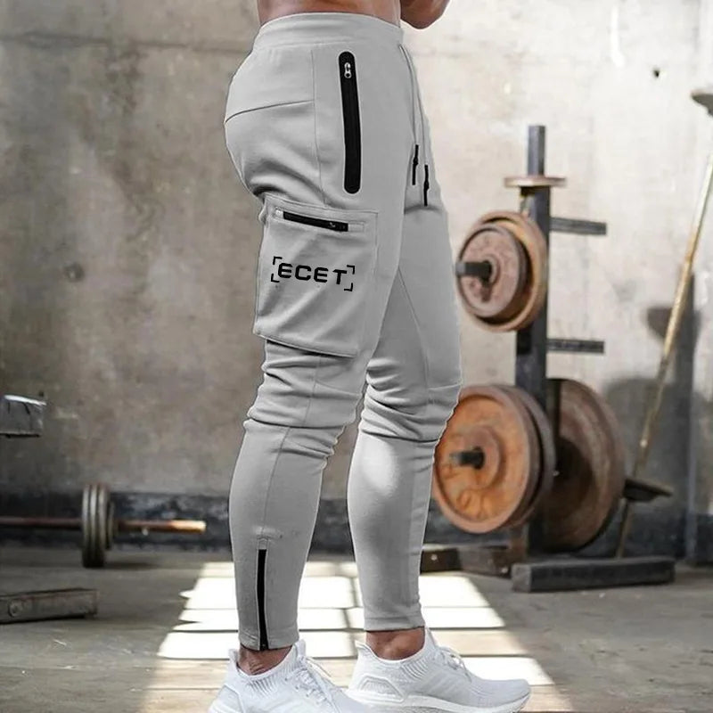 Herren Camouflage Cargo Jogginghose mit Reißverschlusstaschen Details