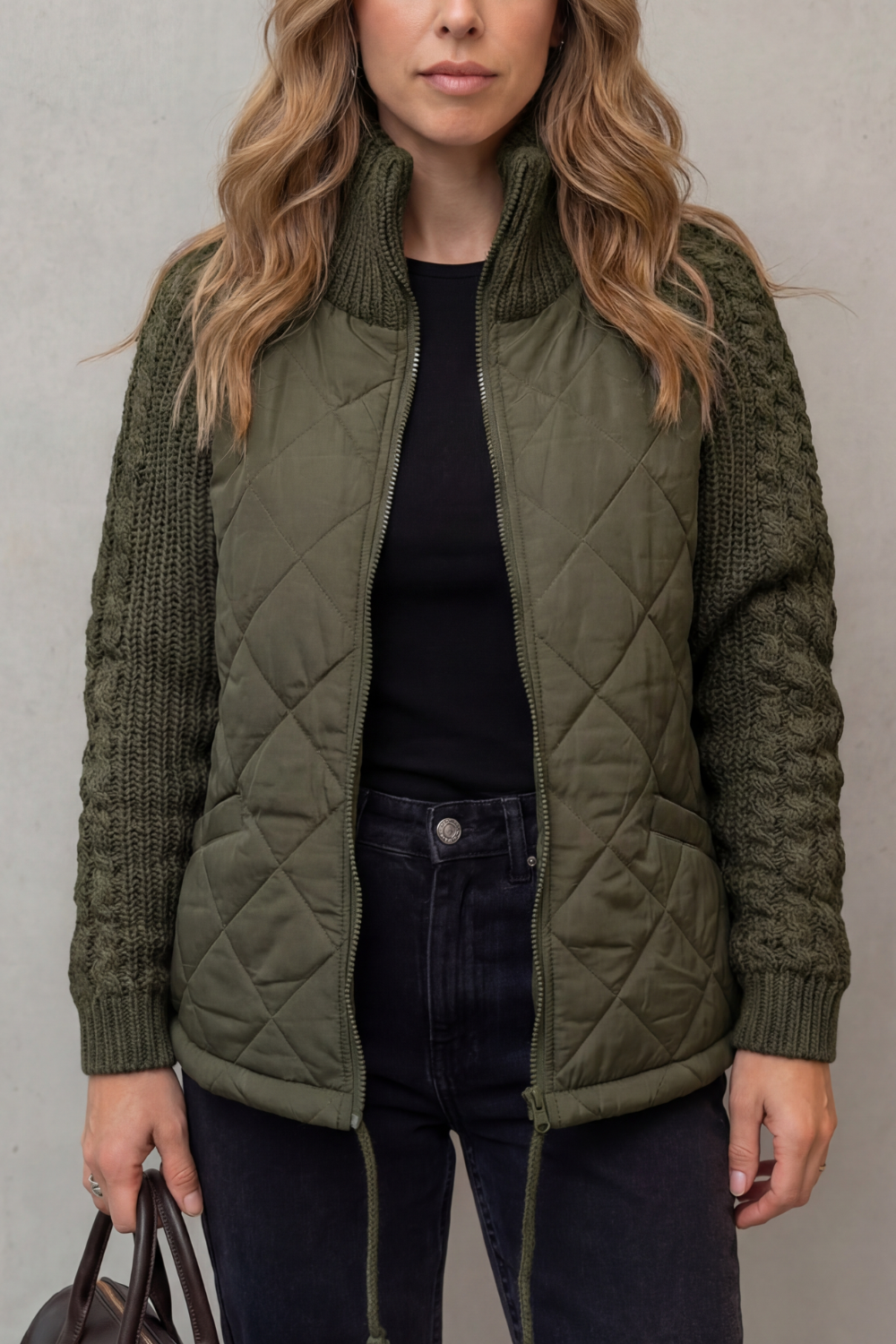 Veste pour femme matelassée à manches en maille