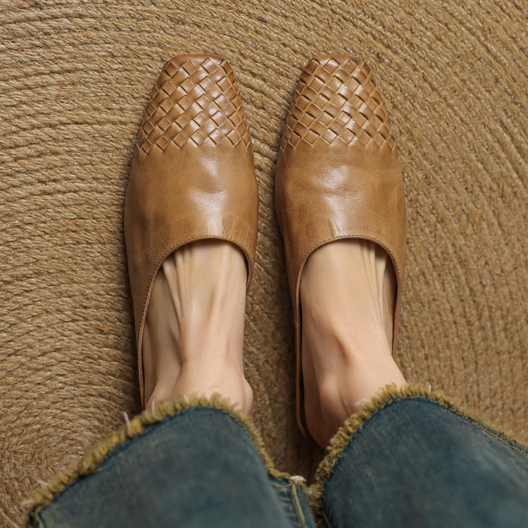 Mules plates tressées pour femmes