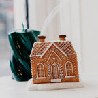 Rökelsebrännare i form av pepparkakshus