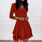 Damen Rüschenkleid mit V-Ausschnitt und schmeichelhafter Passform für den Alltag