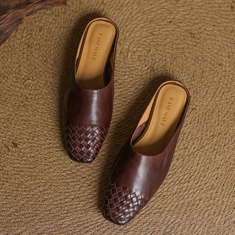 Mules plates tressées pour femmes