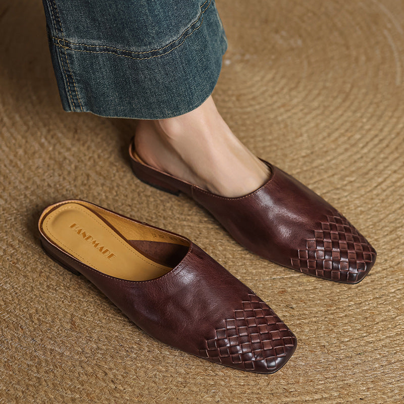 Mules plates tressées pour femmes