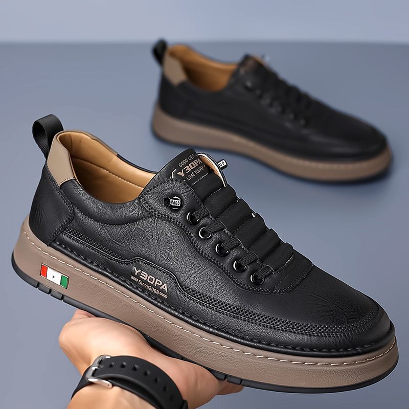 Men’s Classic Low Top Sneakers