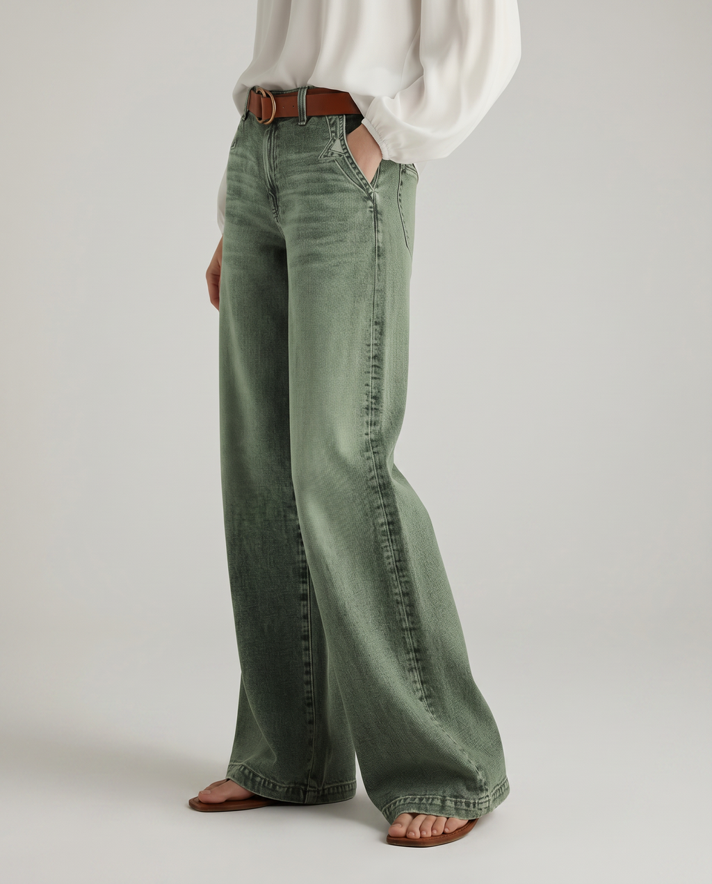 Damenjeans mit weitem Bein und Waschung