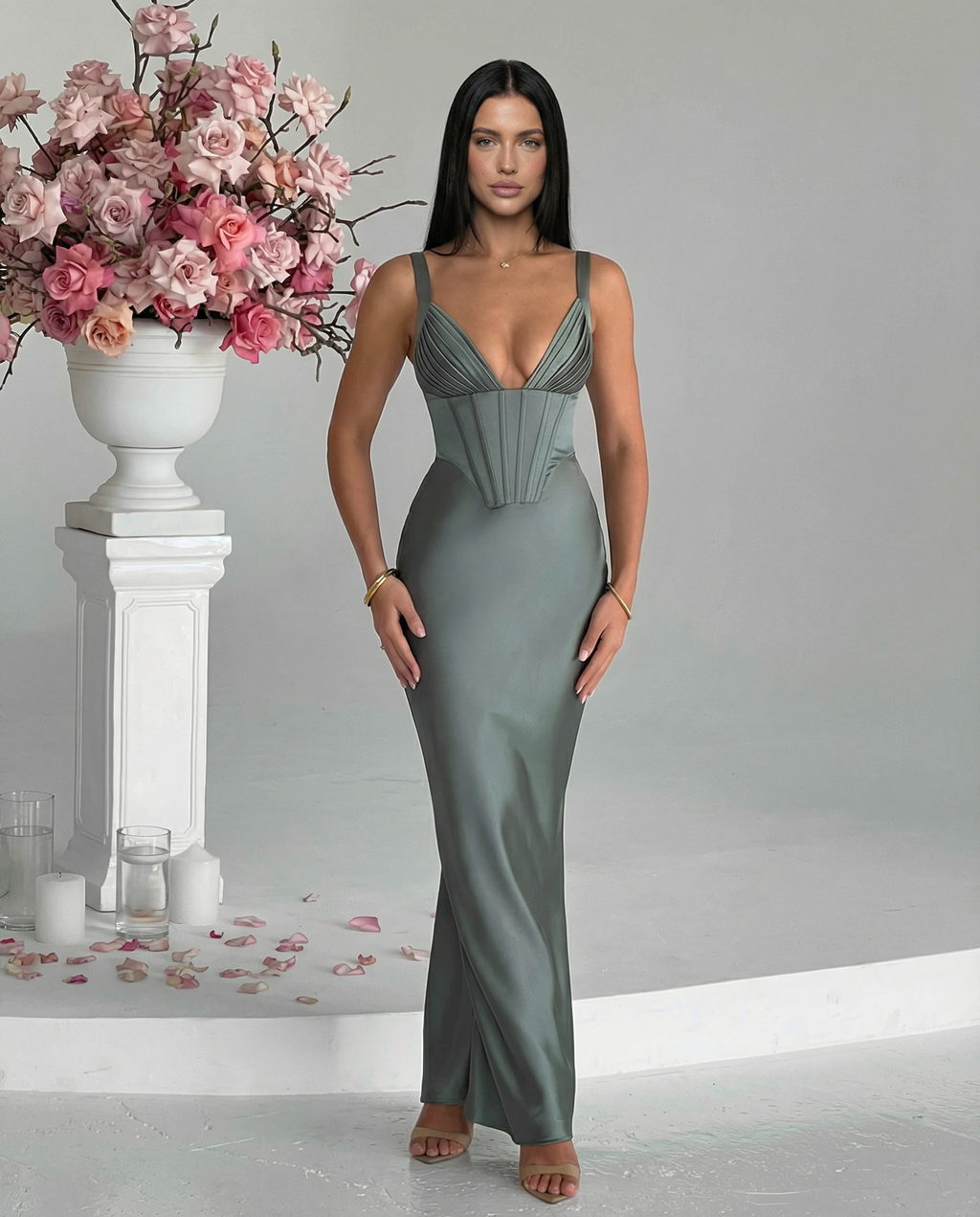 Women's Corset Maxi Dress with Plunging Neckline for Elegant Evenings
