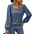 Ribstrikket sweater til kvinder med firkantet halsudskæring