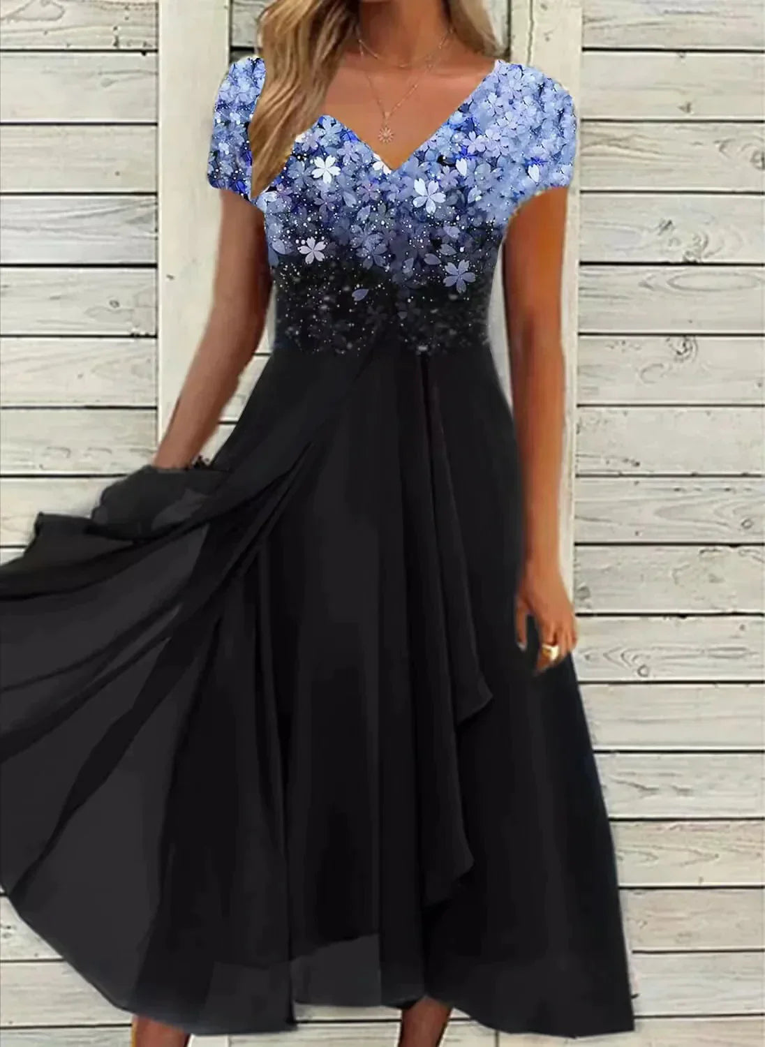 Damen schickes drapiertes Kleid aus glattem Stoff mit eleganter, fließender Silhouette