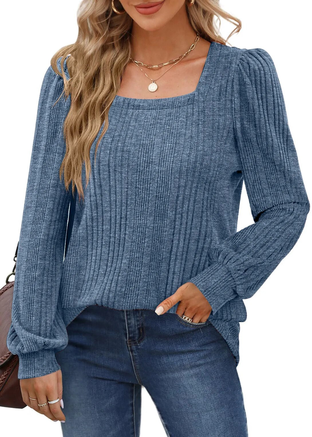 Pull côtelé pour femme à encolure carrée