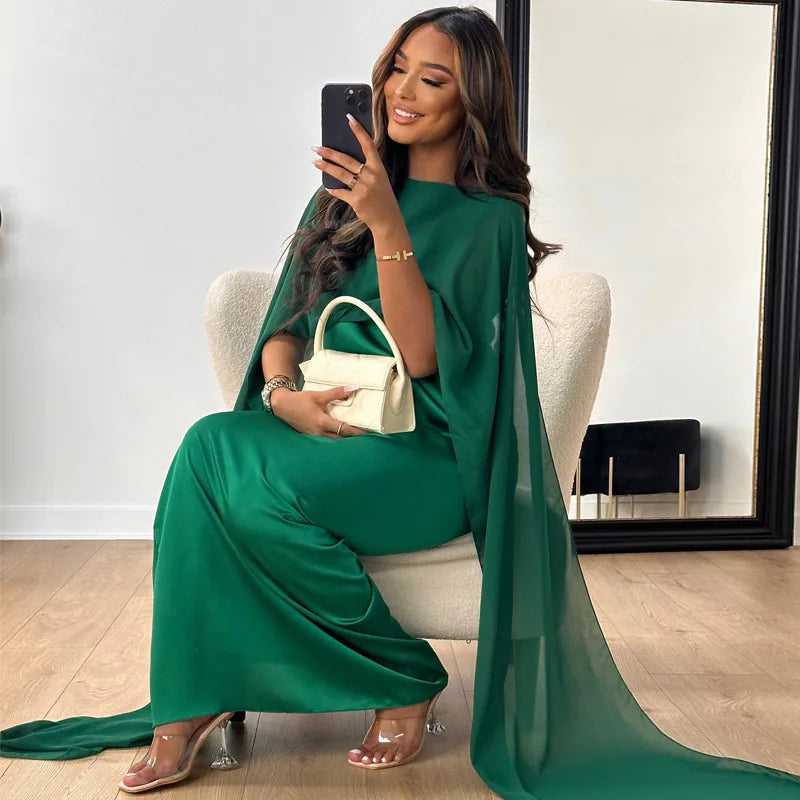 Damen Maxikleid mit Cape-Design und eleganter, fließender Silhouette