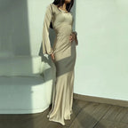 Damen elegantes Maxikleid mit schlanker Passform und fließender Silhouette