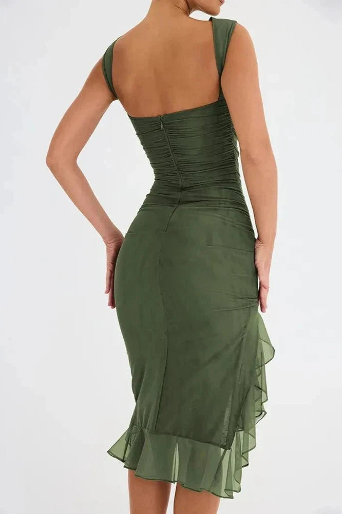 Damen Midikleid mit Raffung, Rüschensaum und ärmelloser, figurbetonter Passform