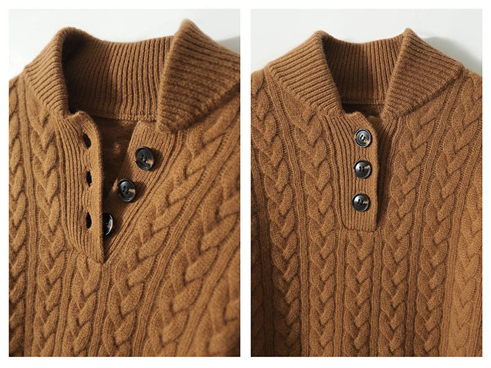 Kvinders kabelstrikkede sweater med knaplukning i halsen