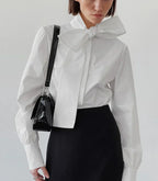 Damen Schleifenkragen-Bluse mit eleganter, strukturierter Passform und langen Ärmeln