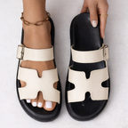 Verstellbare Damensandalen mit flacher Sohle, Komfort und offenem Zehendesign
