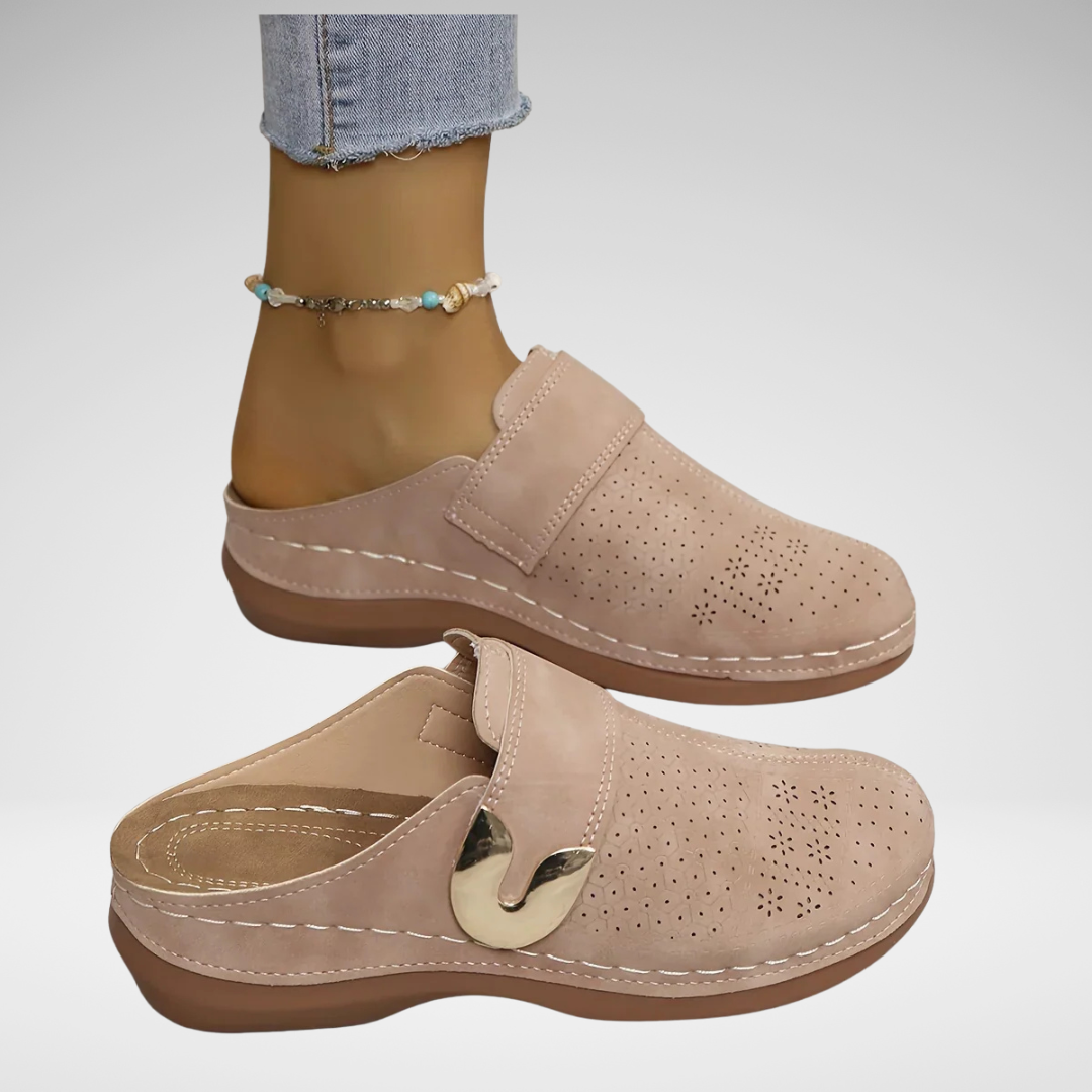 Zoccoli da donna slip-on con fibbia traforata
