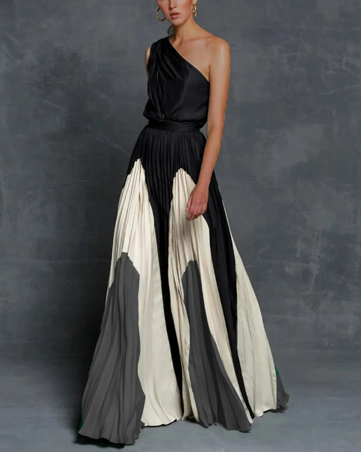 Women One-Shoulder Maxi Dress with Pleated Skirt and Colour Block Design