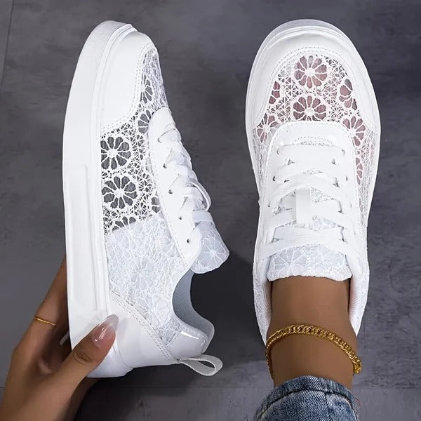 Women’s Breathable Lace Sneakers with Lightweight Sole and Elegant Fit