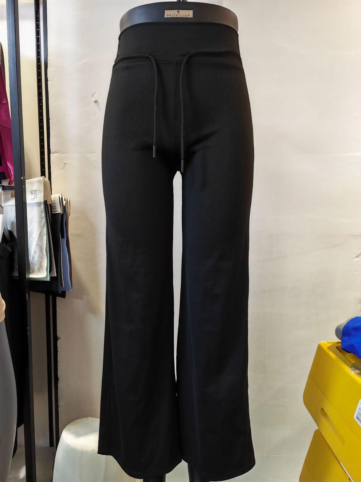 Damen-Hosen mit weitem Bein aus Leinenmischung und Kordelzugbund für den Alltag