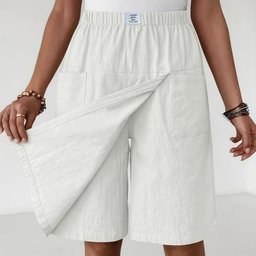 Short bermuda à jambes larges et taille haute pour femme avec poches utilitaires  