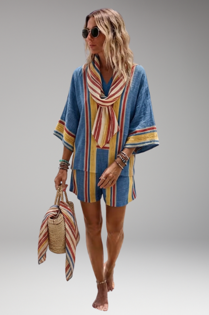 Ensemble pour femme avec haut imprimé à col en V et short