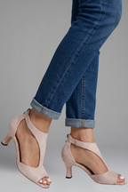 Damskie czółenka peep toe z wycięciami