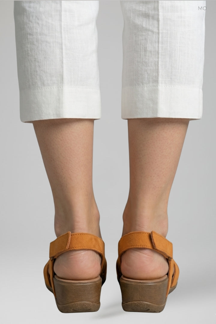Chaussures compensées slingback à découpes pour femme