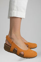 Chaussures compensées slingback à découpes pour femme