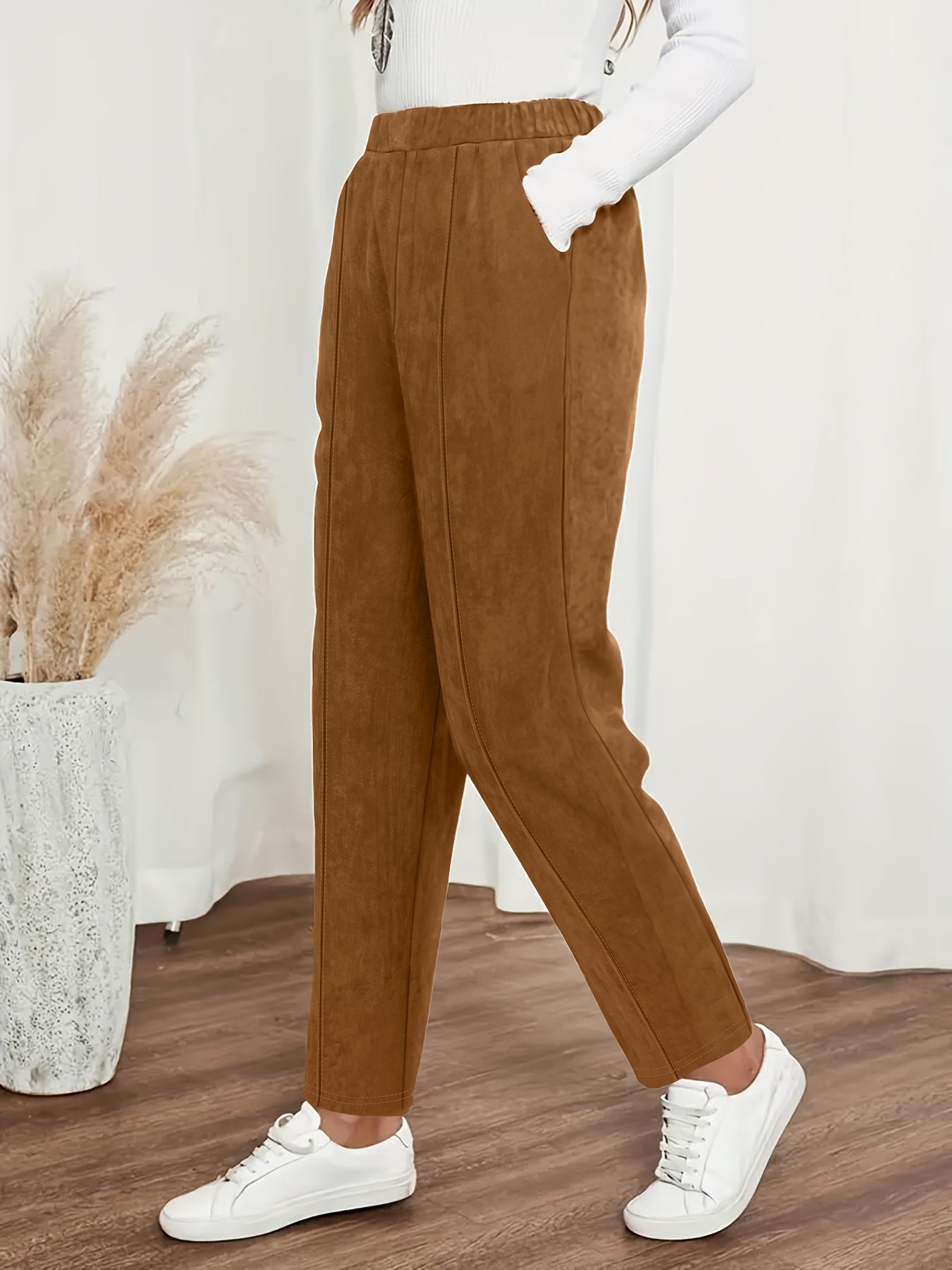 Women’s High-Waisted Straight-Leg Trousers