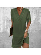 Women's Relaxed V-Neck Dress with Flowing Silhouette for Elegant Occasions