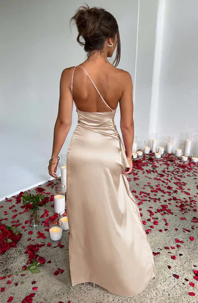 Damen einseitiges Satin-Maxikleid mit drapierter Passform und hohem Schlitz für Eleganz