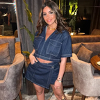 Sæt med denim-croptop og skort til kvinder