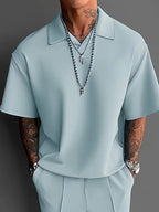 Herren Smart-Casual-Zweiteiler mit Poloshirt und geraden Hosenbeinen