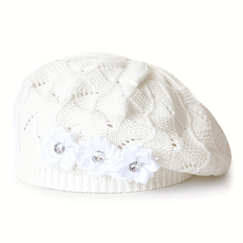 Damen-Strickbarett mit Blumenverzierung